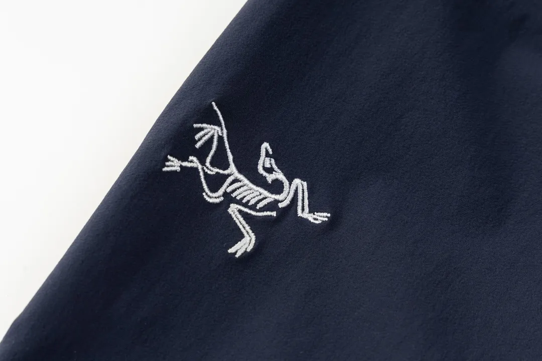【 】Arcteryx palisade Lightweight Wear-Resistant ROCKSeries ： Terra Tex ， 、 、Breathable ：Lightweight 、 ， ： ：Terra Tex-94% ，6% SIZE ：M-XXL Same Style